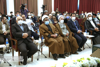 نشست صمیمی شهردار مشهد با روشندلان در محفل انس با قرآن