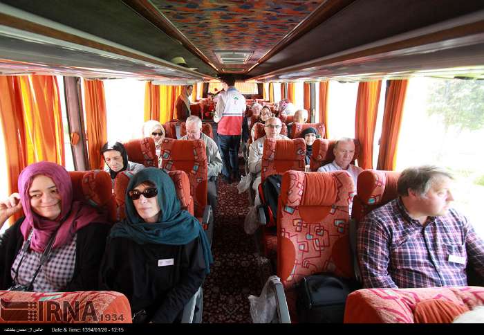 مسافران اروپایی قطار گردشگری وارد مشهد شدند+عکس