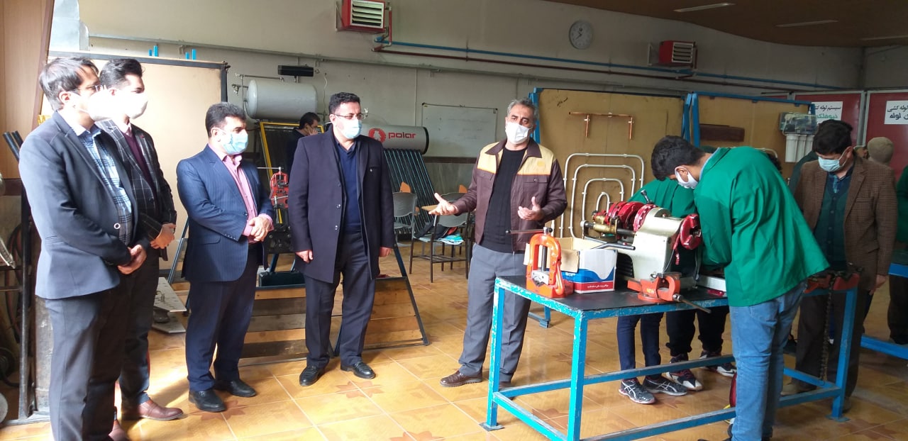 تورصنعتی شرکت شهرک‌های صنعتی استان کردستان به مرکز آموزش فنی و حرفه‌ای شهید ورمقانی سنندج رسید