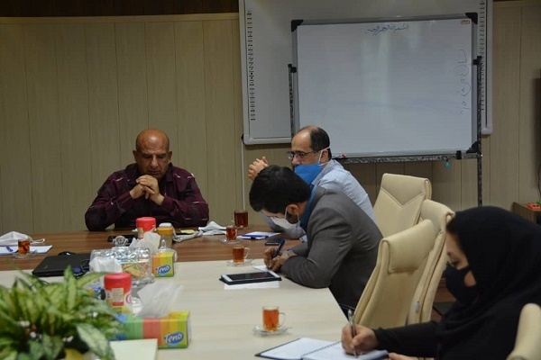 تاکید استاندار خوزستان بر توزیع سریع و عادلانه الکل در سراسر کشور