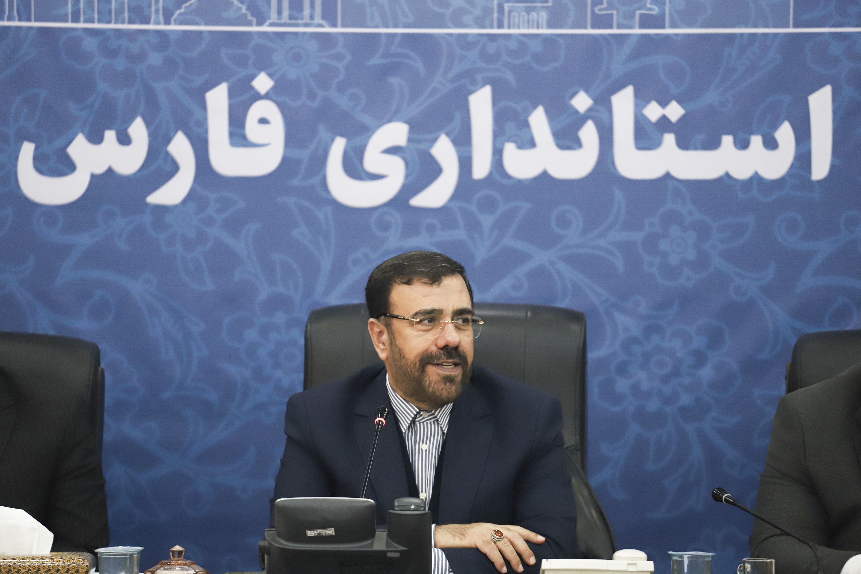 نارساییها بهانهای برای تحریف تاریخ نیست/ افتتاح ۱۵۲۰ پروژه با اعتبار ۶۱ هزار میلیارد تومان در دهه فجر