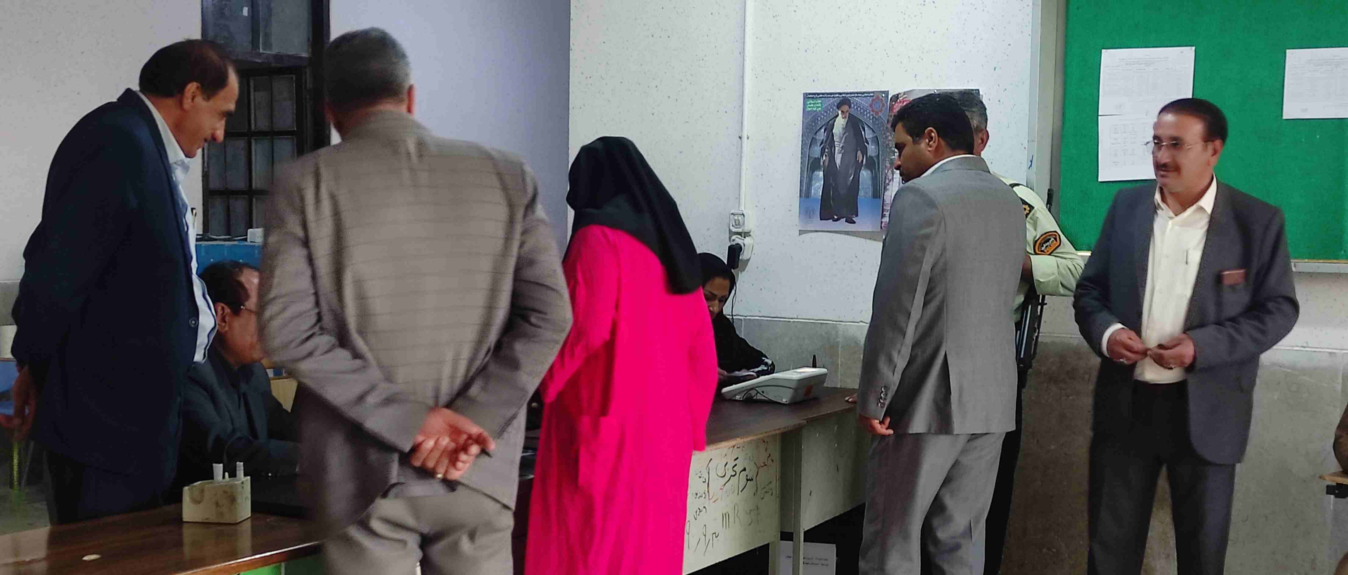 بازدید بخشدار مرکزی مارگون از شعب اخذ رای بازدید بخشدار مرکزی مارگون از شعب اخذ رای