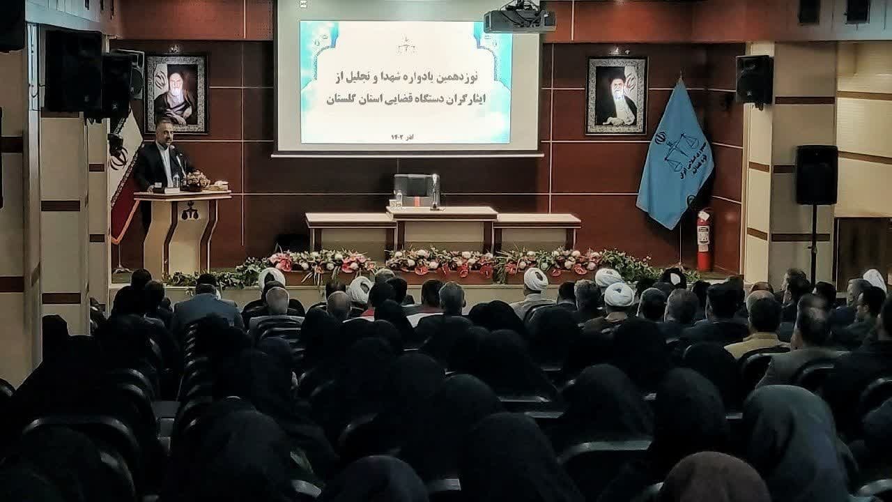 ۴۰درصد کارکنان دادگستری استان از خانواده ایثارگران هستند