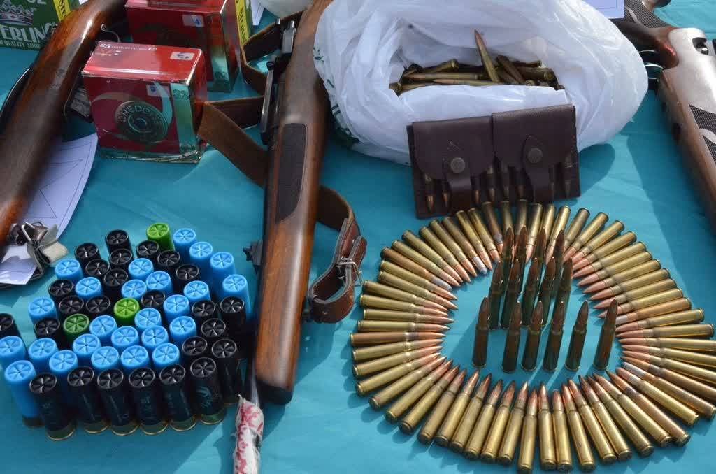 ۸۶ نفر از اراذل و&lrm; &lrm;اوباش خطرناک در البرز دستگیر شدند/۷۷ قبضه سلاح جنگی و شکاری غیرمجاز کشف شد