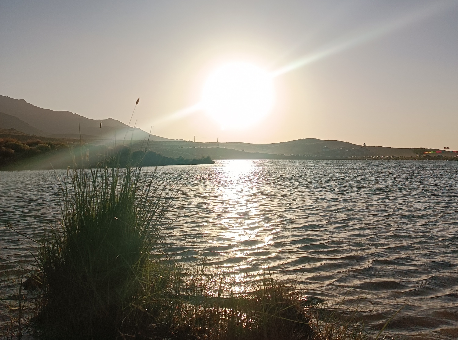 خنک‌ترین منطقه کرمان با شهرت جهانی در عطر و طعم گلاب‌/لاله‌زار نامزد شایسته