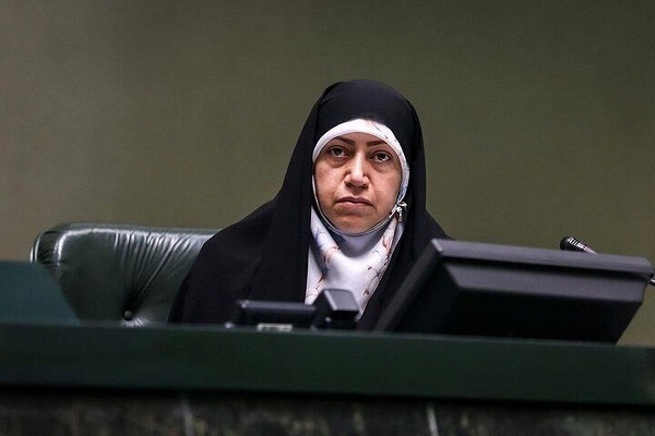 انتقاد یک نماینده مجلس به گزینشی‌بودن دعوت‌ها در نشست فعالان فرهنگی قزوین با رئیس‌جمهور