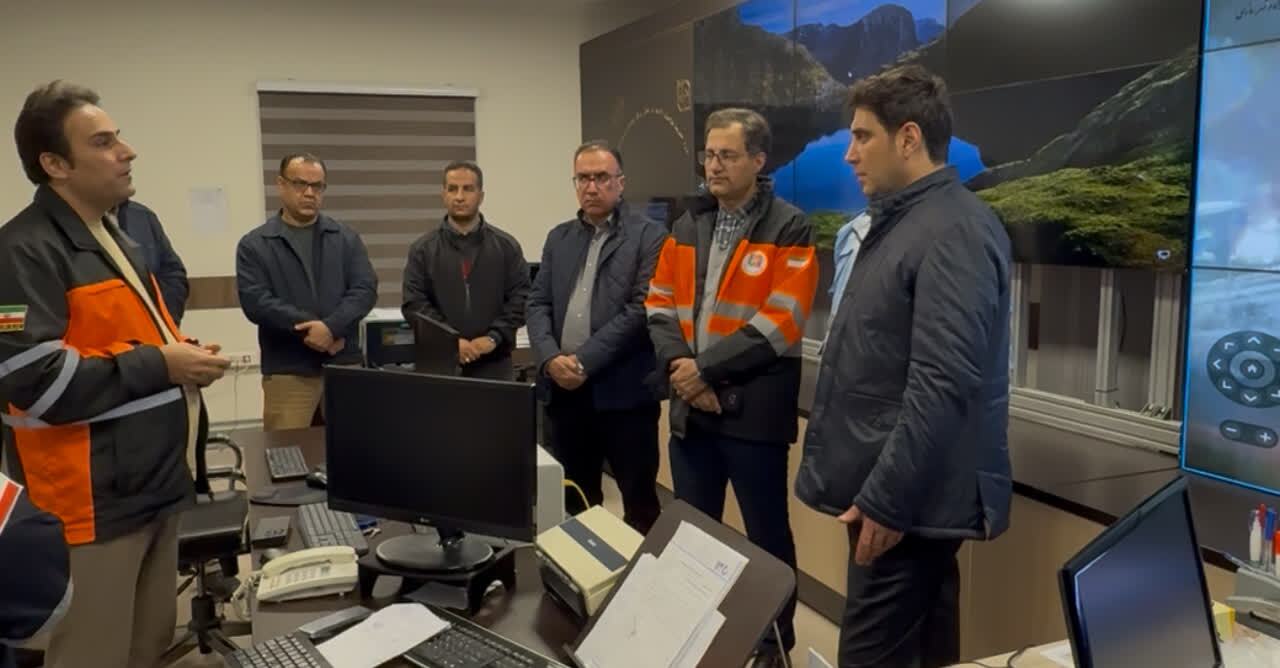  بازدید سرزده استاندار کردستان از مراکز خدمات‌رسان در نیمه‌شب/ تأکید بر آمادگی کامل در برابر موج جدید بارش‌ها