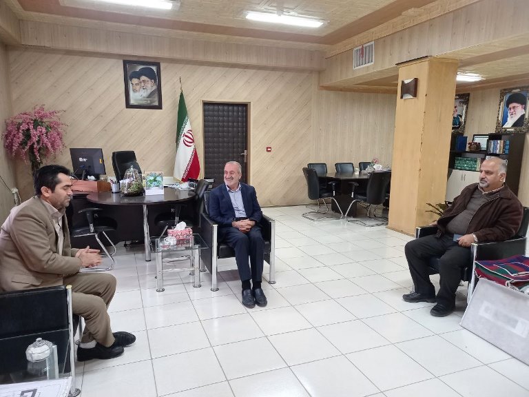  احیای سهم از دست رفته هنر قروه در دستور کار است/ مطالبه حمایت از رویداد تئاتر بچه‌های مسجد