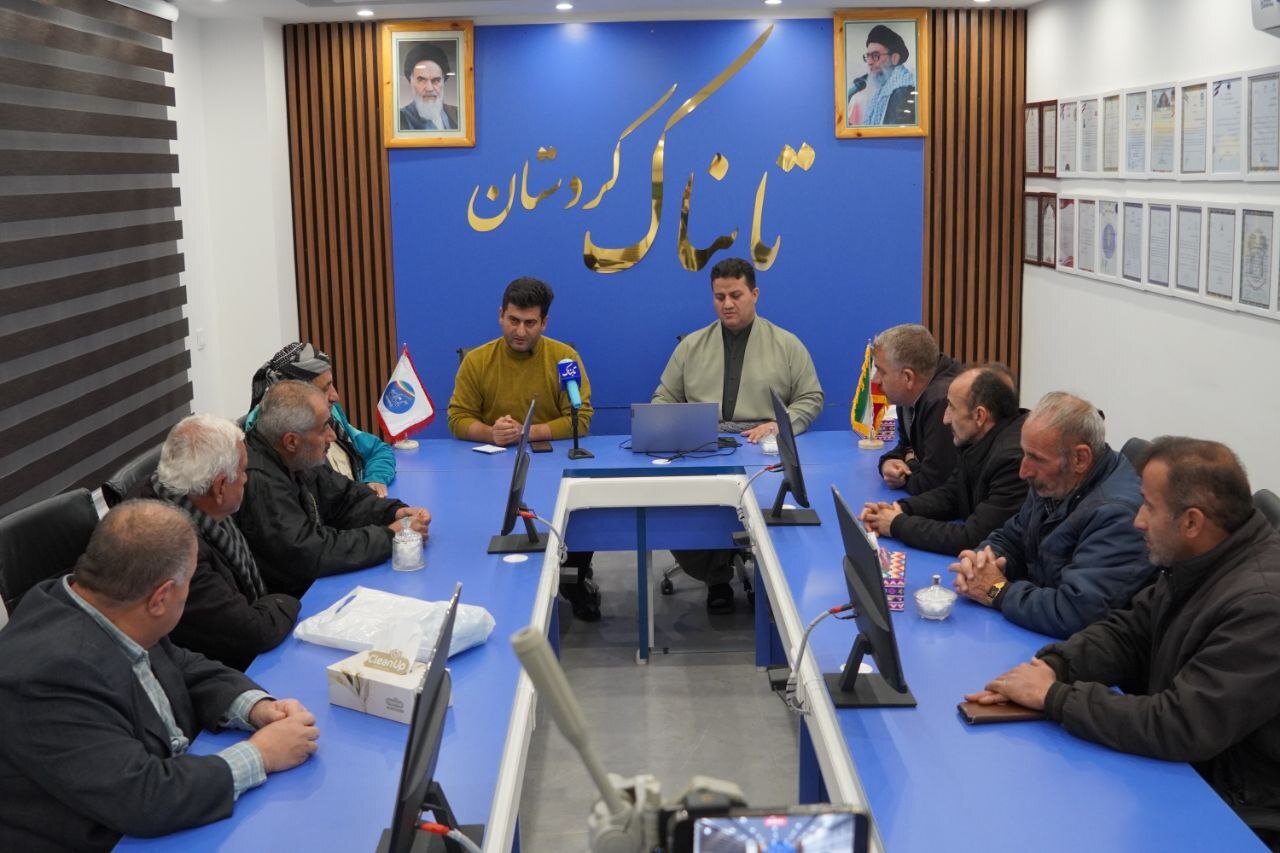 گلایه اهالی شهرک امام حسین(ع) سنندج از نبود آب شرب و فاضلاب/ درخواست پیگیری فوری مسئولان از طریق تابناک