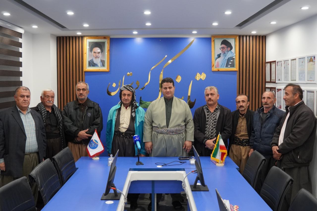 گلایه اهالی شهرک امام حسین(ع) سنندج از نبود آب شرب و فاضلاب/ درخواست پیگیری فوری مسئولان از طریق تابناک