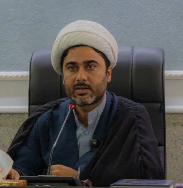 حضرت زهرا (س) الگوی کامل زن و انسانیت در تمامی ابعاد زندگی است حضرت زهرا (س) الگوی کامل زن و انسانیت در تمامی ابعاد زندگی است