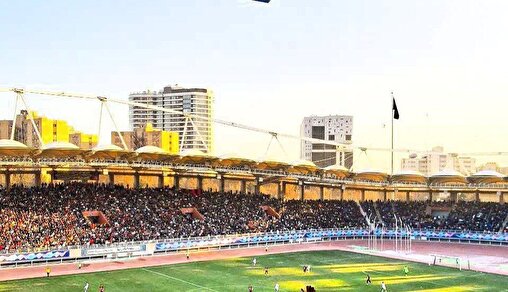 حضور تاریخی زنان مشهدی در ورزشگاه امام رضا (ع) حضور تاریخی زنان مشهدی در ورزشگاه امام رضا (ع)