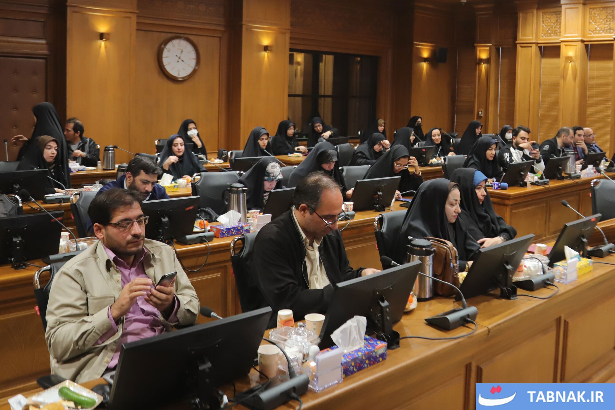 عکس: نشست خبری نماینده مردم قم در مجلس در آستانه روز مجلس